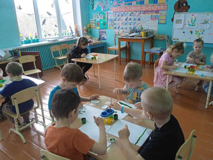 Первоцветы-пушистые одуванчики. Первоцветы-пушистые одуванчики.